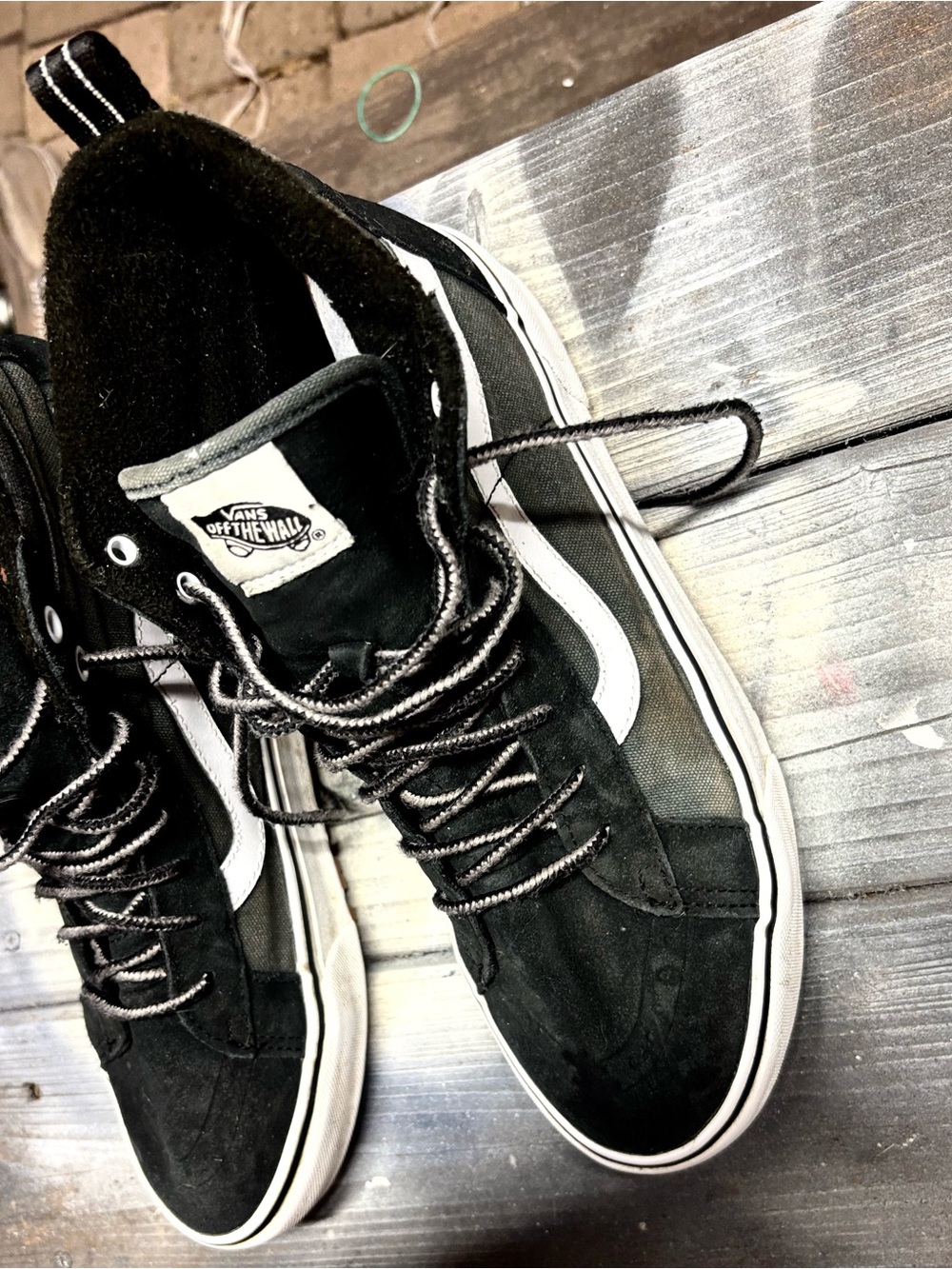 Vans Men’s Black Sk8-Hi Reissue Skate Shoes mens 10